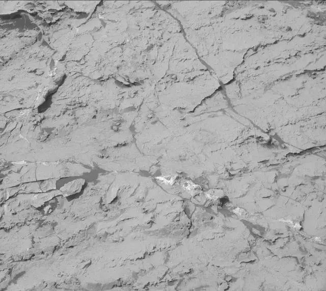 Sol 3086: Mast Camera (Mastcam)