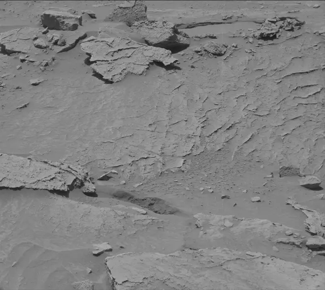Sol 3086: Mast Camera (Mastcam)