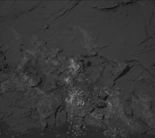 Sol 3086: Mast Camera (Mastcam)