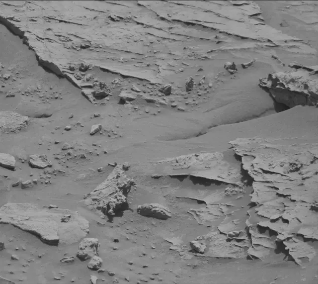 Sol 3088: Mast Camera (Mastcam)