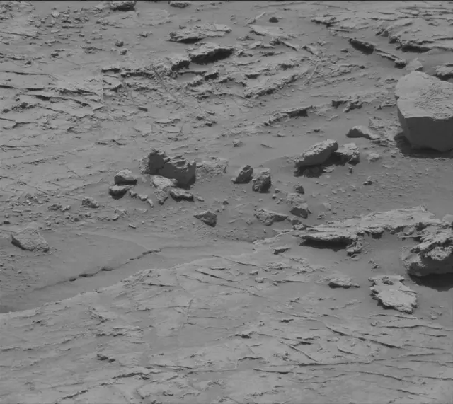 Sol 3088: Mast Camera (Mastcam)