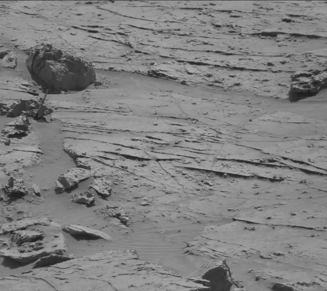 Sol 3088: Mast Camera (Mastcam)