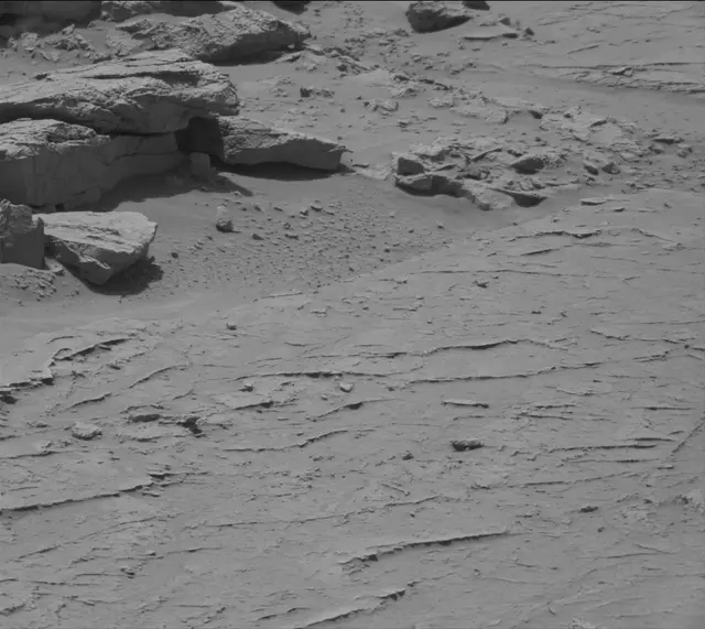 Sol 3088: Mast Camera (Mastcam)