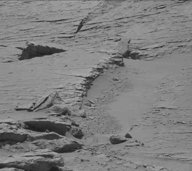 Sol 3088: Mast Camera (Mastcam)