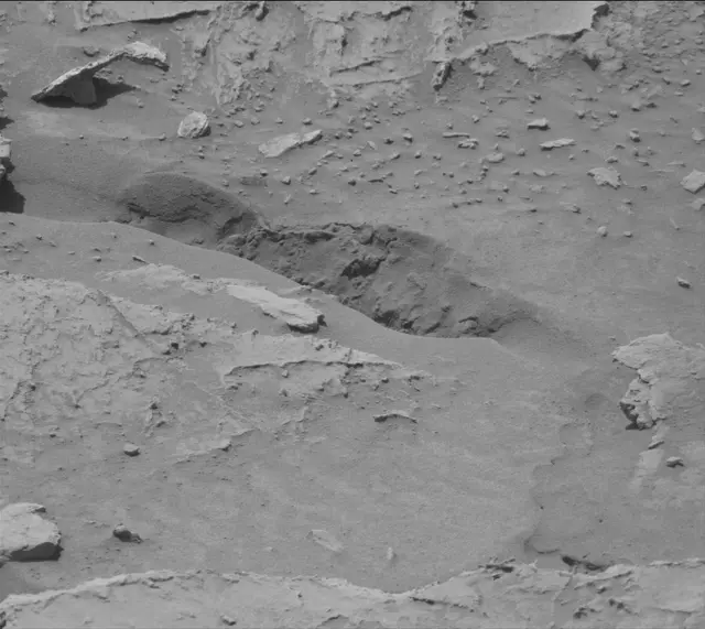 Sol 3088: Mast Camera (Mastcam)