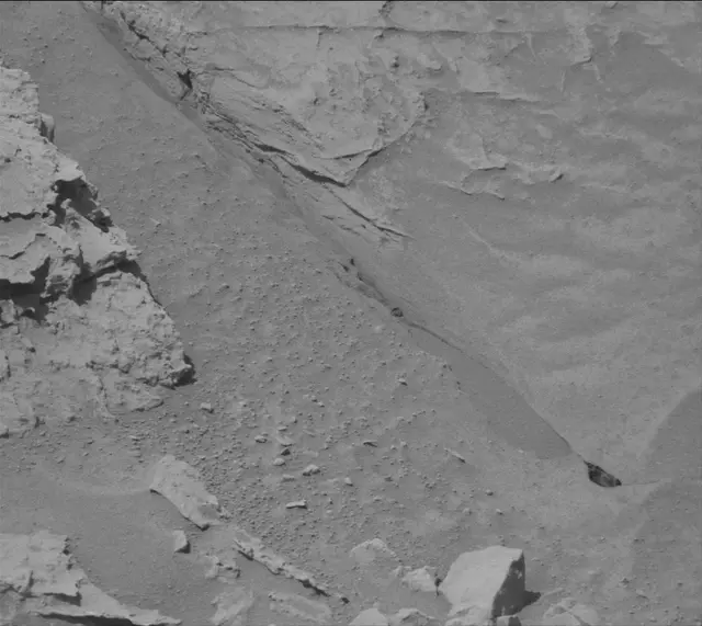 Sol 3088: Mast Camera (Mastcam)