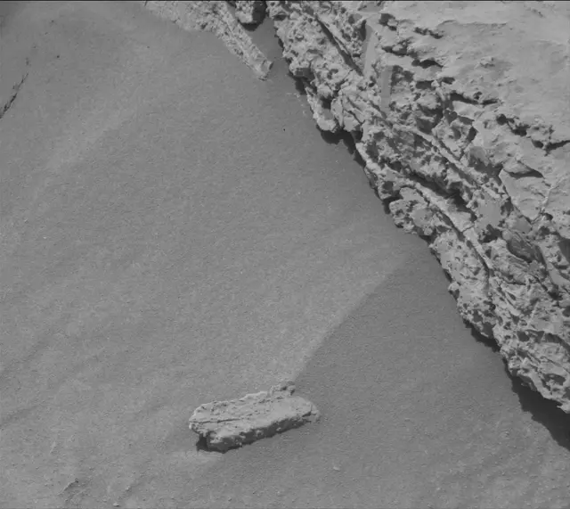 Sol 3088: Mast Camera (Mastcam)