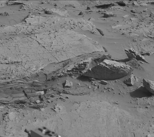 Sol 3090: Mast Camera (Mastcam)