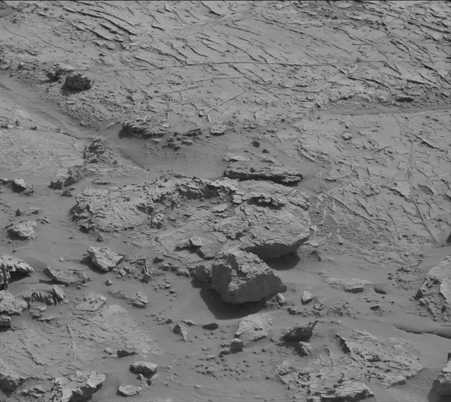 Sol 3090: Mast Camera (Mastcam)