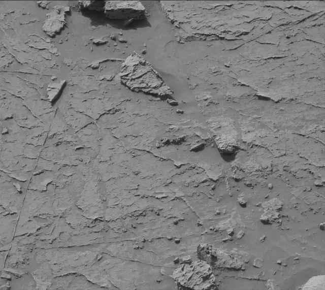 Sol 3090: Mast Camera (Mastcam)