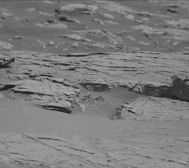 Sol 3093: Mast Camera (Mastcam)