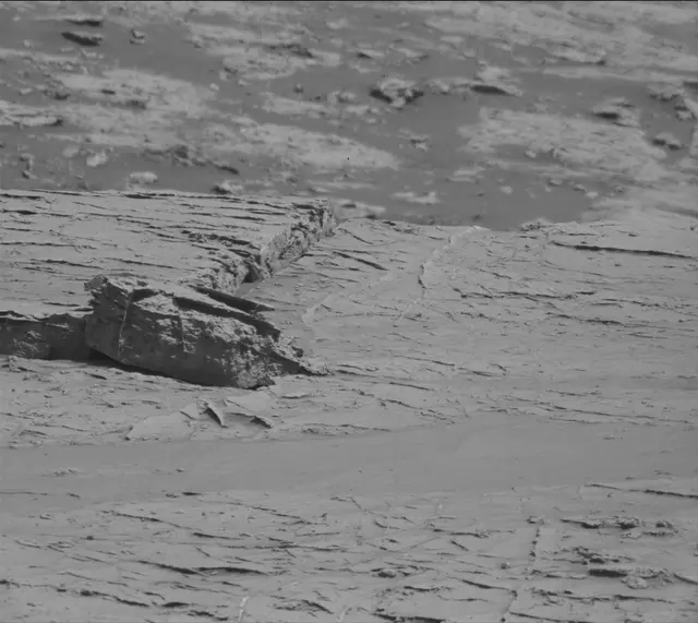 Sol 3093: Mast Camera (Mastcam)