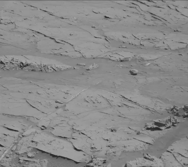 Sol 3093: Mast Camera (Mastcam)