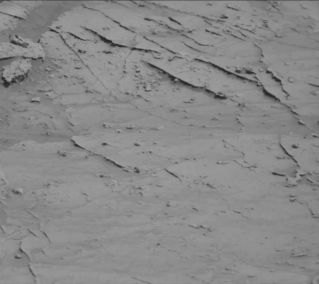 Sol 3093: Mast Camera (Mastcam)