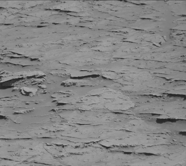 Sol 3093: Mast Camera (Mastcam)