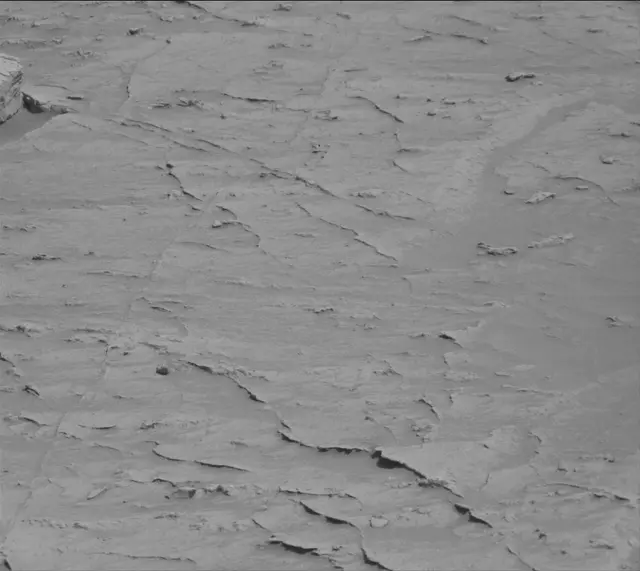 Sol 3093: Mast Camera (Mastcam)