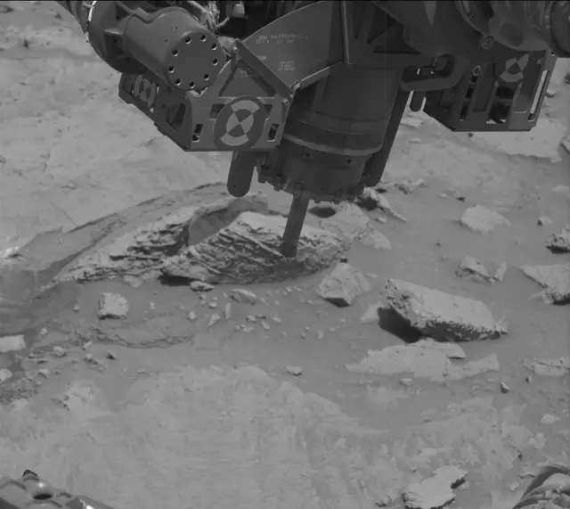Sol 3094: Mast Camera (Mastcam)