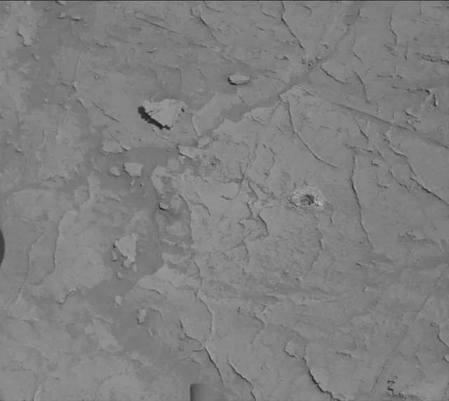 Sol 3095: Mast Camera (Mastcam)