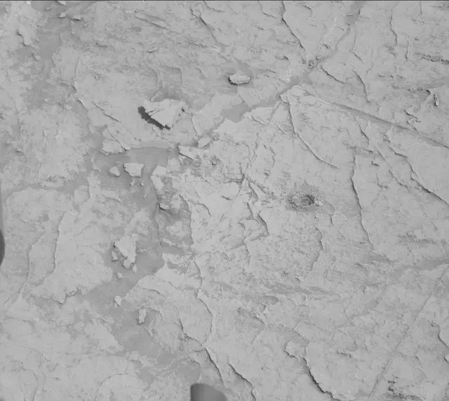 Sol 3095: Mast Camera (Mastcam)