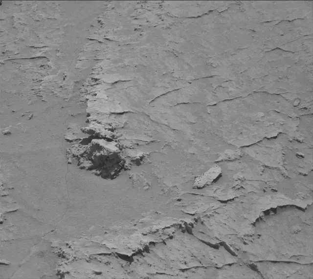 Sol 3099: Mast Camera (Mastcam)