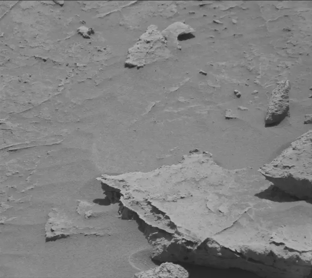 Sol 3099: Mast Camera (Mastcam)