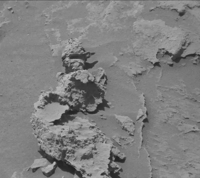 Sol 3099: Mast Camera (Mastcam)