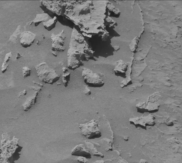 Sol 3099: Mast Camera (Mastcam)