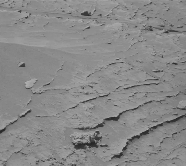 Sol 3099: Mast Camera (Mastcam)