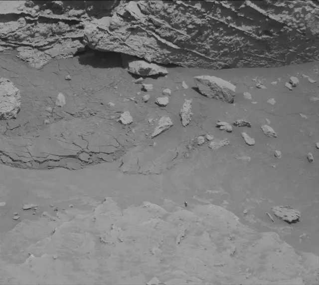 Sol 3101: Mast Camera (Mastcam)