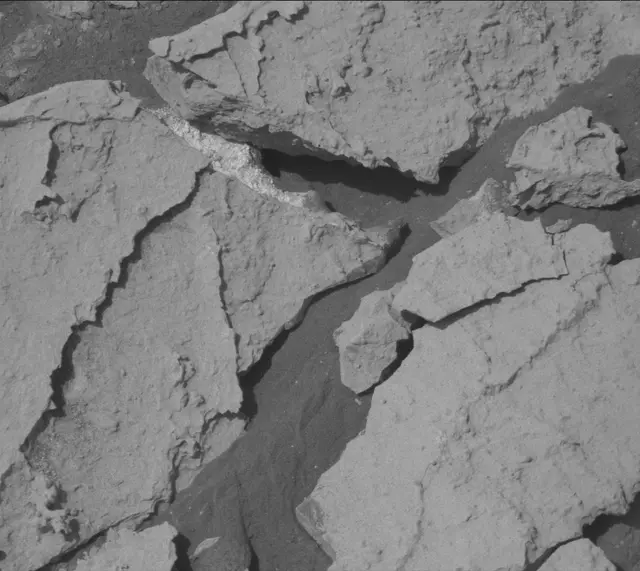 Sol 3101: Mast Camera (Mastcam)