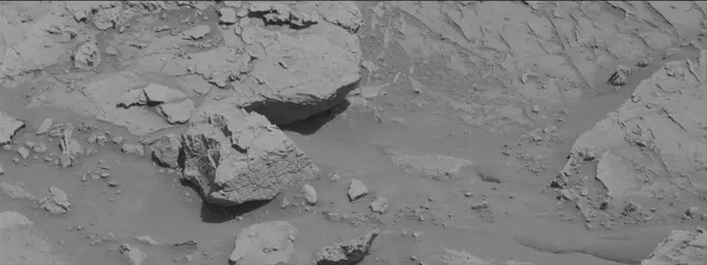 Sol 3103: Mast Camera (Mastcam)
