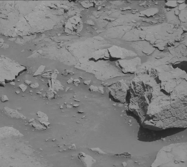 Sol 3103: Mast Camera (Mastcam)