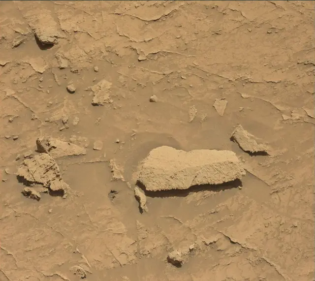 Sol 3104: Mast Camera (Mastcam)
