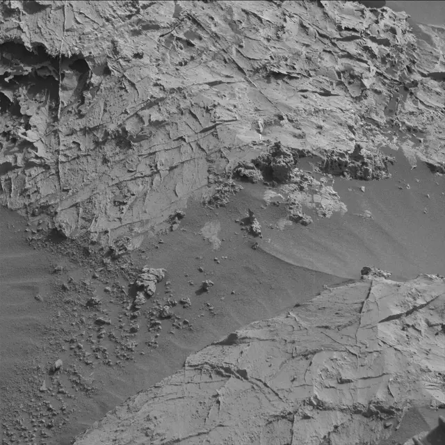 Sol 3110: Mast Camera (Mastcam)