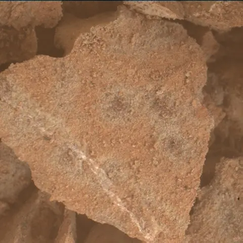 Sol 3110: Mars Hand Lens Imager (MAHLI)