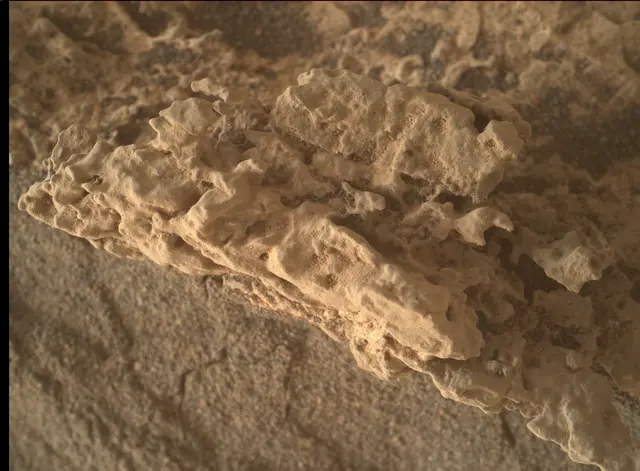Sol 3112: Mars Hand Lens Imager (MAHLI)