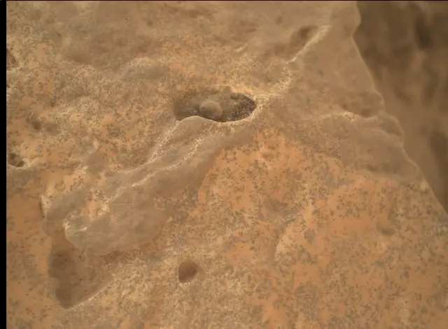 Sol 3112: Mars Hand Lens Imager (MAHLI)
