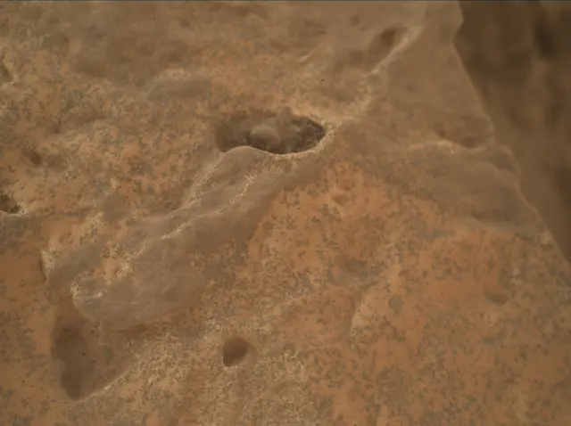 Sol 3112: Mars Hand Lens Imager (MAHLI)