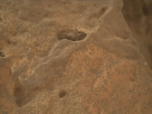 Sol 3112: Mars Hand Lens Imager (MAHLI)