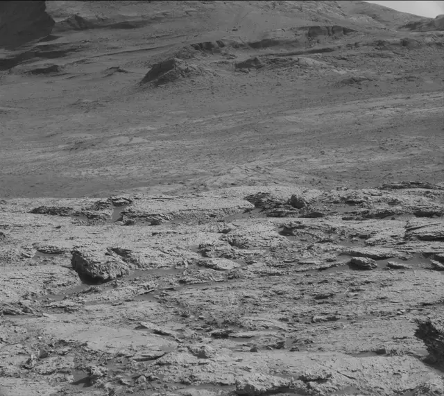 Sol 3113: Mast Camera (Mastcam)