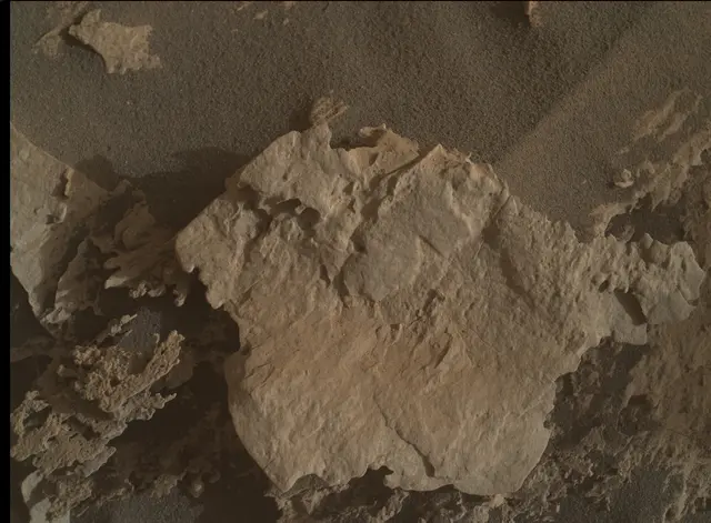 Sol 3115: Mars Hand Lens Imager (MAHLI)