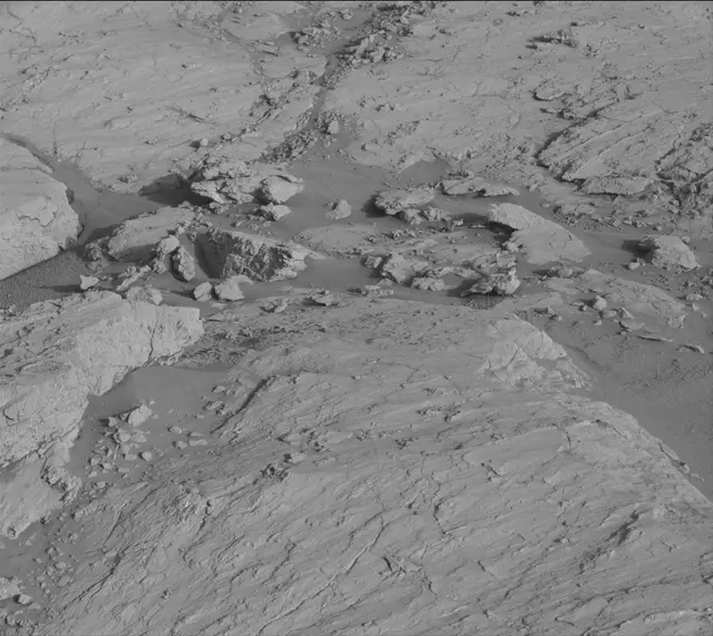 Sol 3117: Mast Camera (Mastcam)
