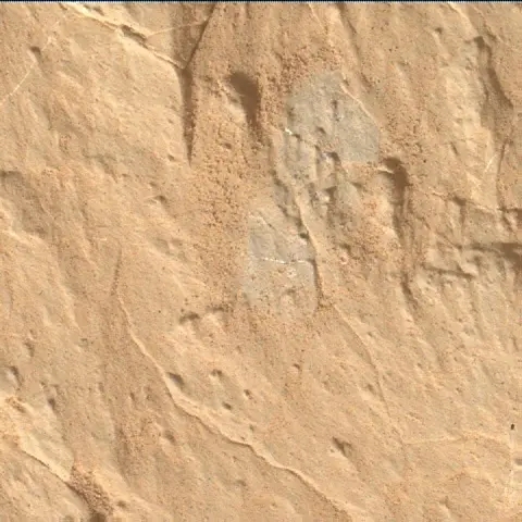 Sol 3119: Mars Hand Lens Imager (MAHLI)