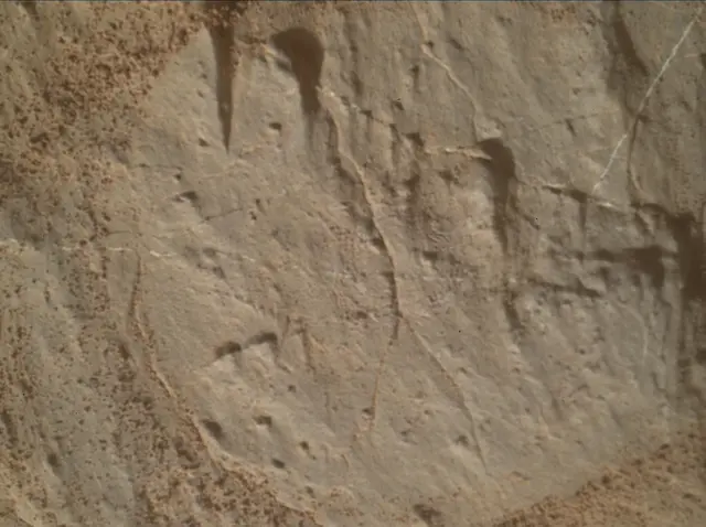 Sol 3119: Mars Hand Lens Imager (MAHLI)