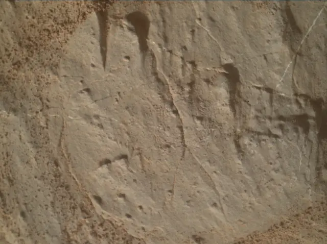 Sol 3119: Mars Hand Lens Imager (MAHLI)