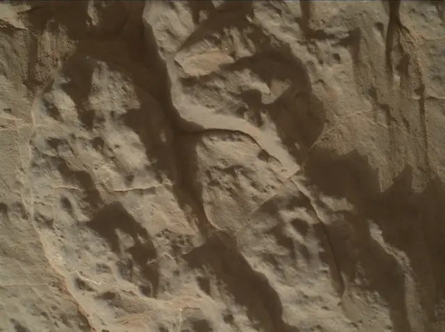 Sol 3119: Mars Hand Lens Imager (MAHLI)