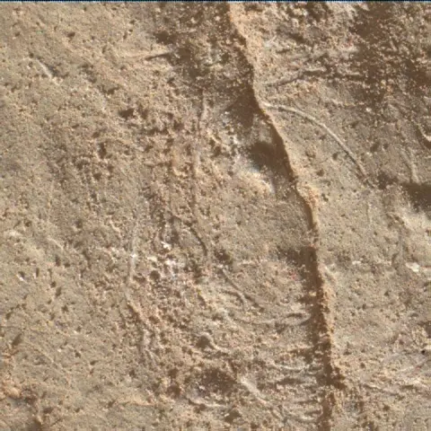 Sol 3119: Mars Hand Lens Imager (MAHLI)