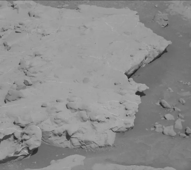 Sol 3137: Mast Camera (Mastcam)