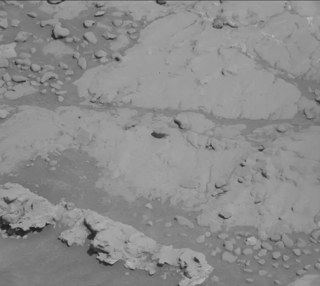 Sol 3137: Mast Camera (Mastcam)