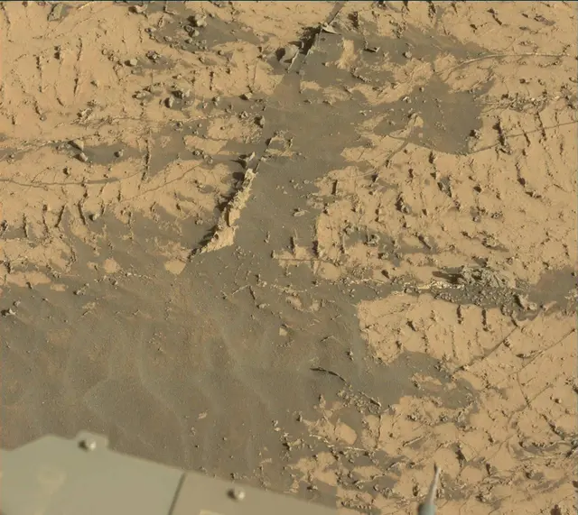 Sol 3138: Mast Camera (Mastcam)